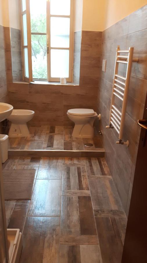 B&B Tenuta Di Vado Piano Nella Selva Di Circe Cerasella ภายนอก รูปภาพ