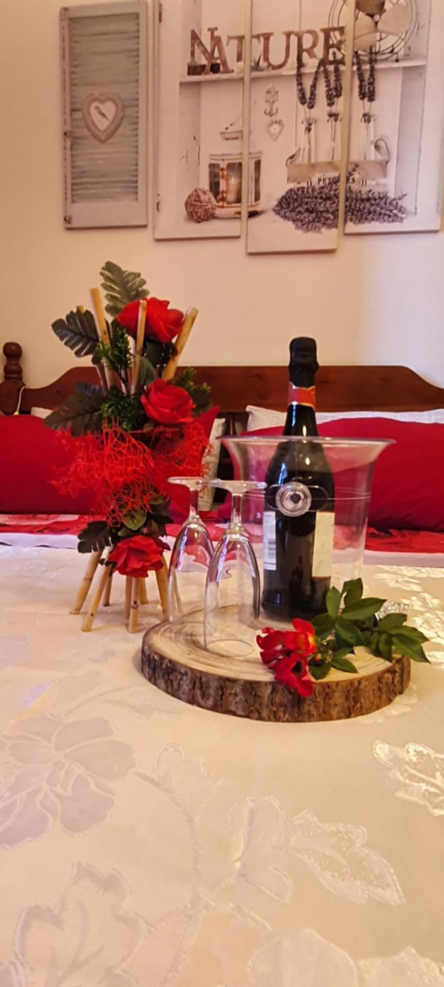 B&B Tenuta Di Vado Piano Nella Selva Di Circe Cerasella ภายนอก รูปภาพ